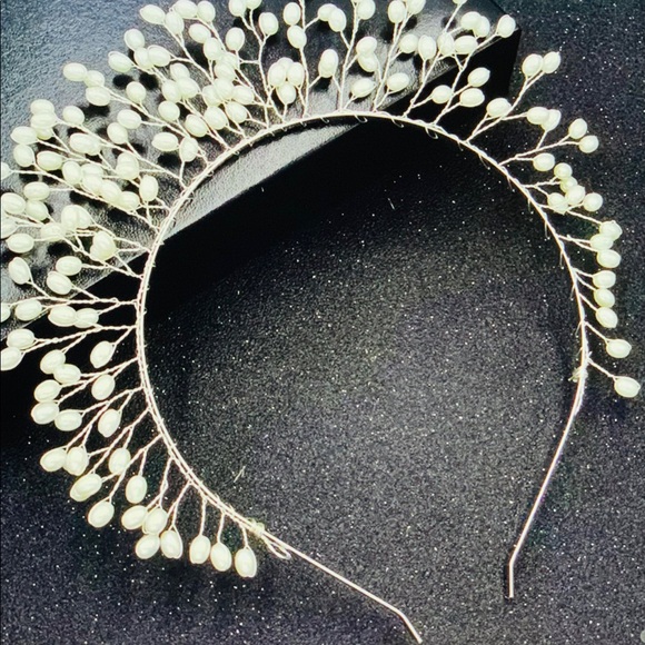 PEARL HEADBAND-TIARA SILVER/GOLD - Picture 1 of 4